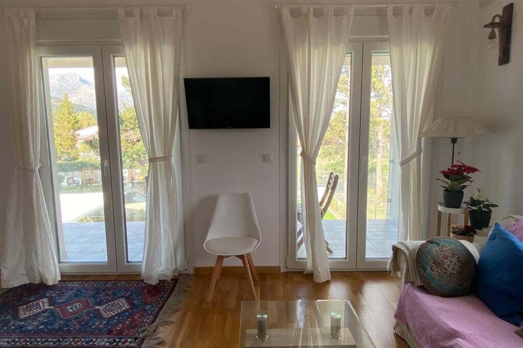 Charming Apartment In Becerril De La Sierra Extérieur photo